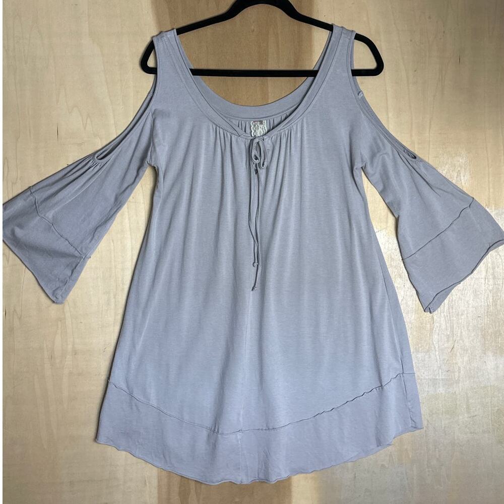 Cinnamon Girl Top Womens Small Cold Shoulder Bell‎ Sleeves Tunic Hawaii